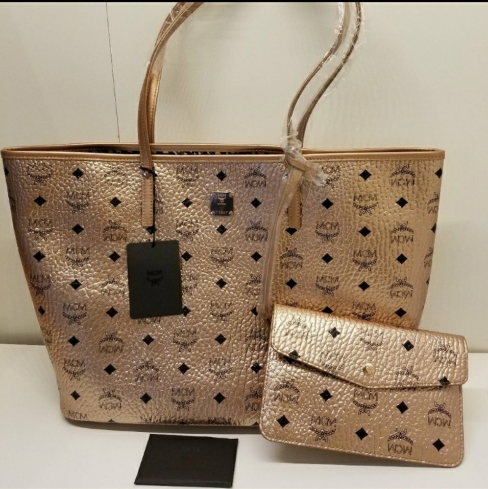 MCM Champagne Gold Reversable Tote W/ Wallet Pouch - Picture 3 of 11